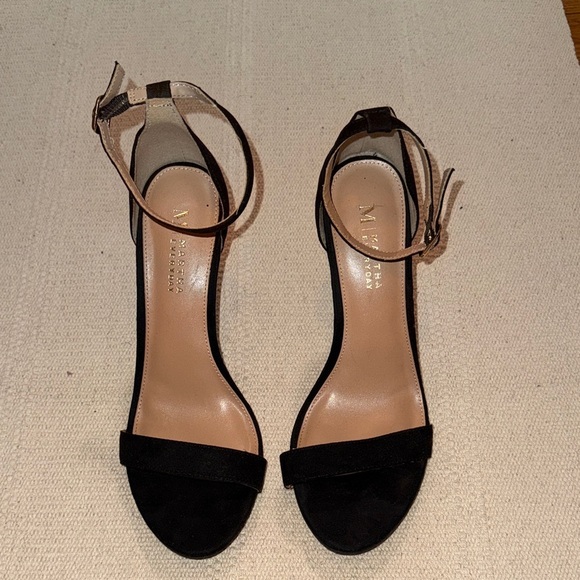 Shoes - Black & Tan Women's Sandals